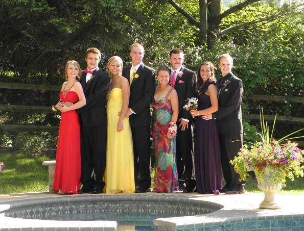12Prom15