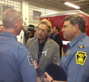 Andy Rumford (center) discusses the heroin problem with New Garden Township Police Chief Gerald Simpson (left) and Kennett Square Police Chief Edward A. Zunino.